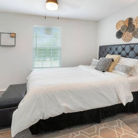 Cozy Two Bedroom Home Minutes From Downtown! 휴스턴 외부 사진