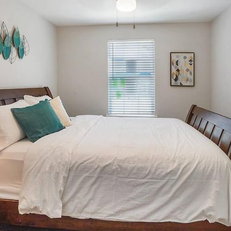 Cozy Two Bedroom Home Minutes From Downtown! 휴스턴 외부 사진